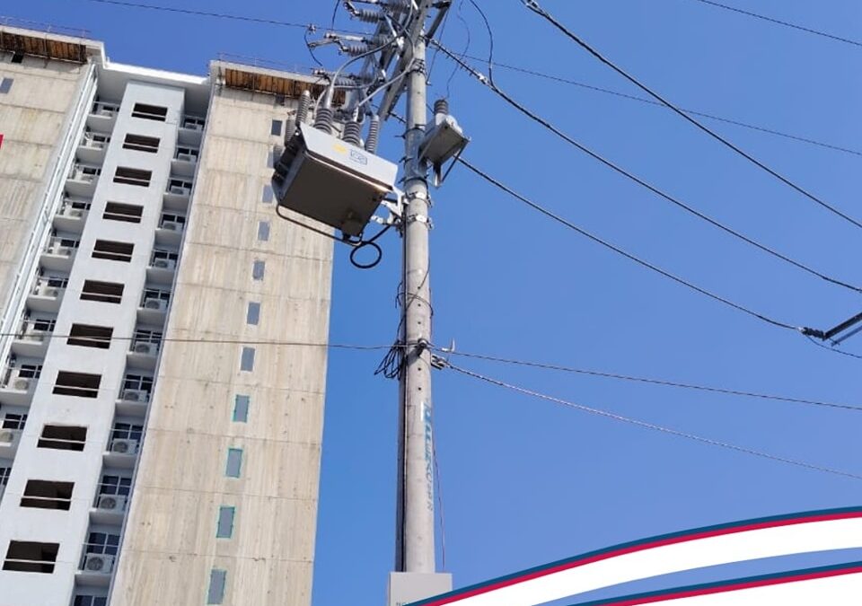 Dedicados a la implementación de Postes Eléctricos Ecoamigables